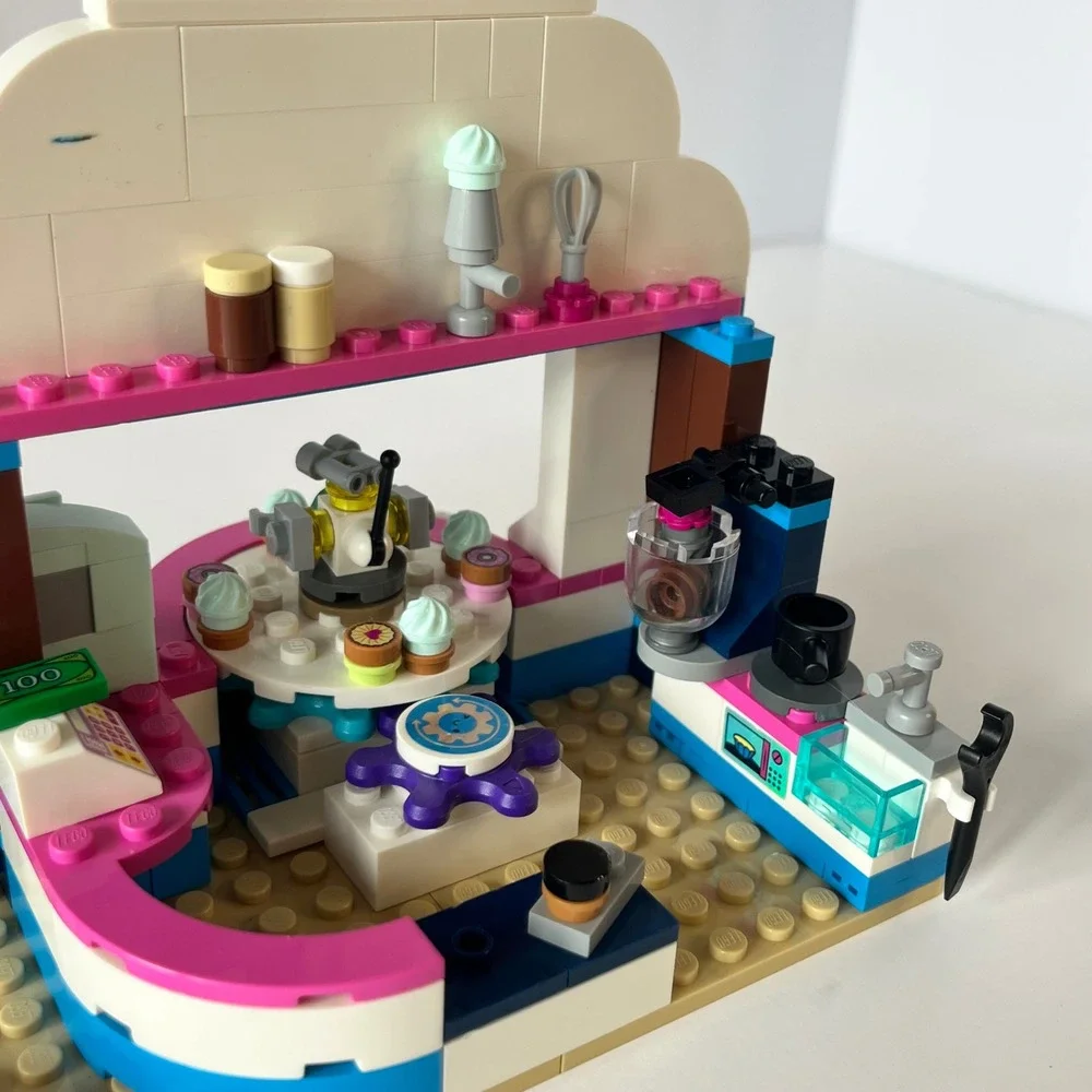 LEGO Friends Olivias Cupcake Cafe 41366 Building Set‎ with Manual No Minifigures